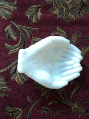 AVON Open Hands White Milk Glass Dish~ Jewelry, Candy, Trinket